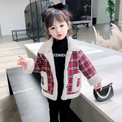 Kockás kabát pehely béléssel és zsebbel