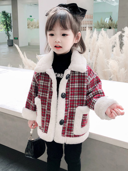 Kockás kabát pehely béléssel és zsebbel