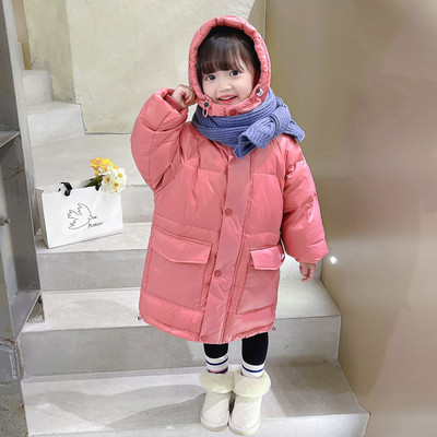 Gyermek téli kabát béléssel, kapucnival és cipzárral lányoknak