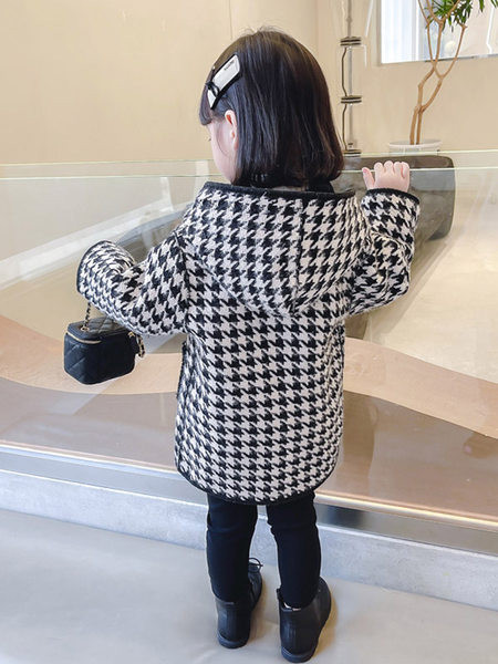 Kapuutsiga ja taskuga laste ruuduline jope tüdrukutele