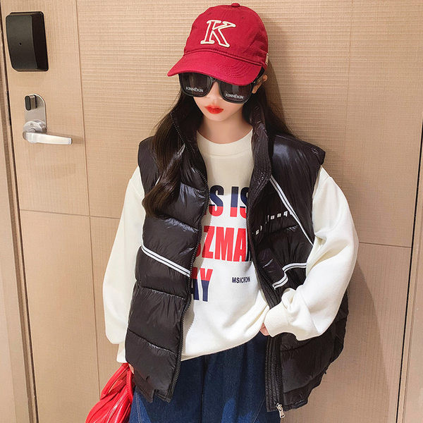 Vesta de iarna pentru copii cu fermoar si buzunar pentru fete