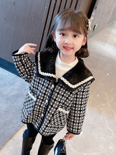 Karirani kaput za djevojčice s džepom i kopčanjem na gumbe