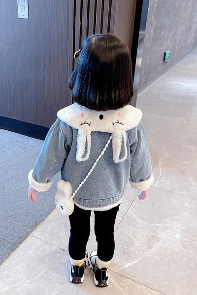 Jachetă din denim de iarnă cu căptușeală caldă și închidere cu nasturi