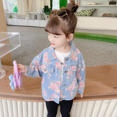 Džinsinė rudeninė striukė mergaitei su gėlėmis