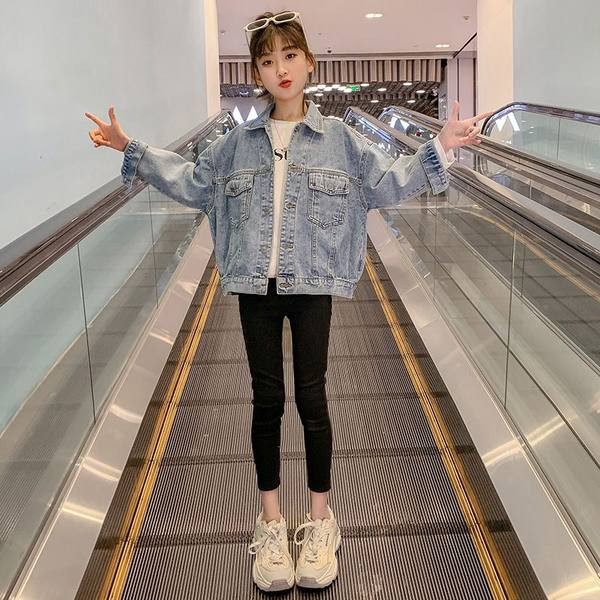 Új modell gyerek farmer dzseki szalaggal és gyöngyökkel