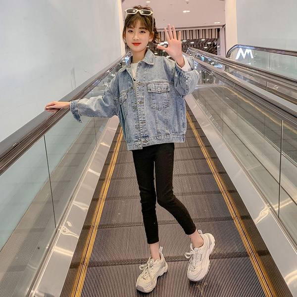 Új modell gyerek farmer dzseki szalaggal és gyöngyökkel