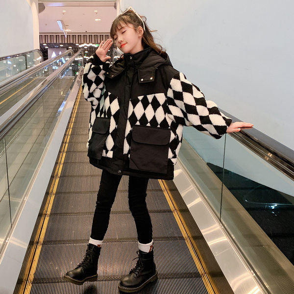 Geaca de toamna - iarna pentru fete cu buzunar si gluga