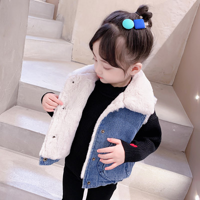 Vestă din denim pentru fete cu căptușeală caldă și închidere cu nasturi