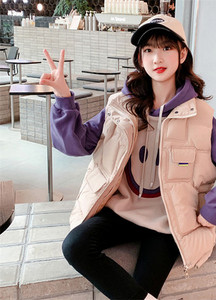 Stílusos mellény lányoknak cipzárral és zsebbel