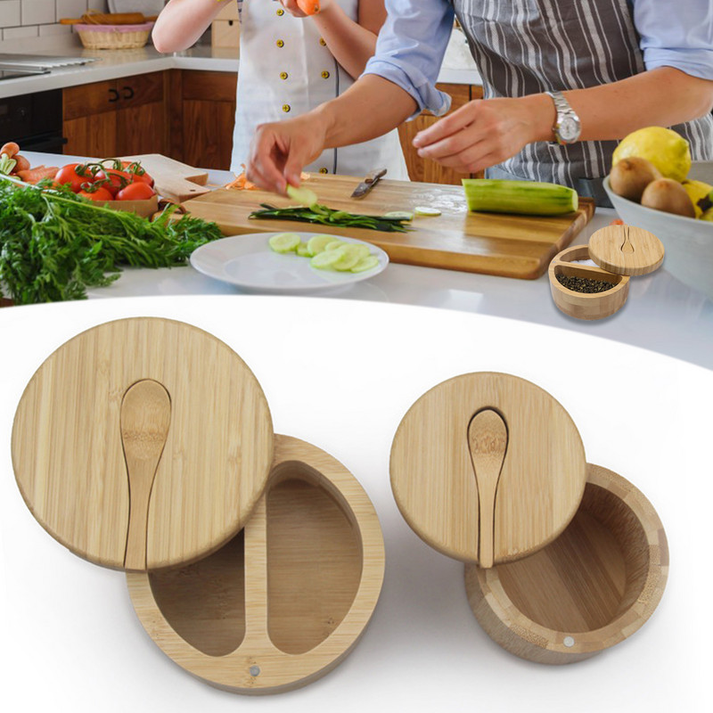 Bambuko prieskonių dėžutė su šaukštu besisukančiu dangteliu Bambuko prieskonių puodas Magnetinio siurbimo prieskonių puodas vienos ląstelės druskos dėžutė