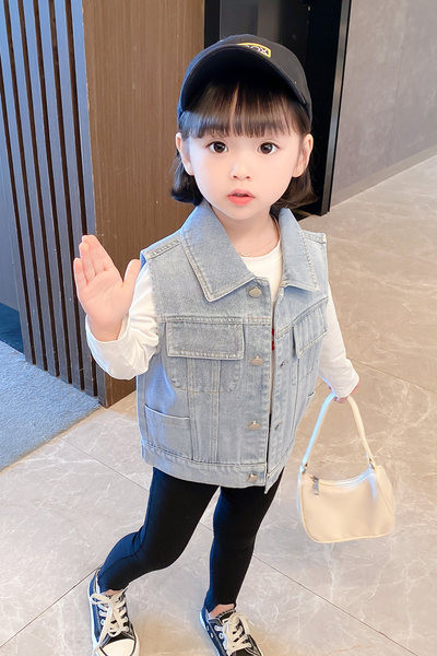 Naujo modelio džinsinė liemenė mergaitėms su logotipu nugaroje