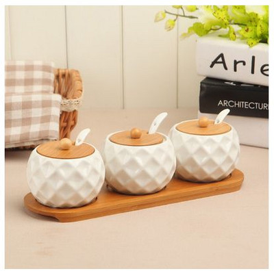 Virtuvės aksesuarai 1-7 vnt./komplektas Keraminių prieskonių puodų rinkinys Medinis padėklas Prieskonių indelis su mediniu dangteliu prieskonių dėžutė Druskos plaktuvas