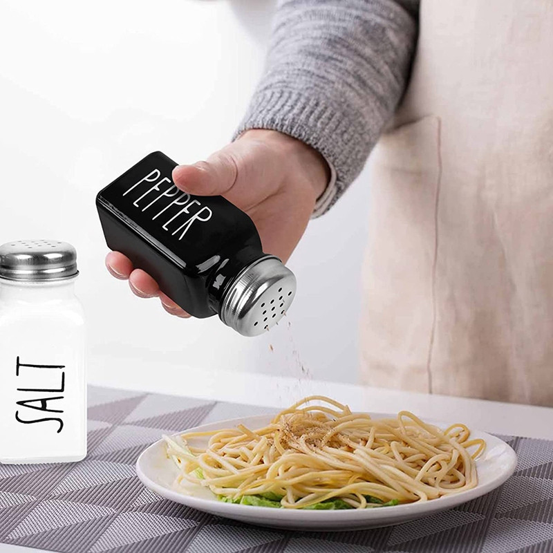 2 részes sós és borsos fűszerező palack szett Üveg sópalack Modern, szép farmházi só és bors készlet