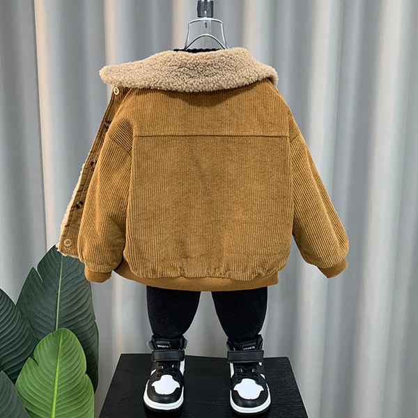 Geacă de iarnă pentru băieți cu căptușeală caldă și inscripționare