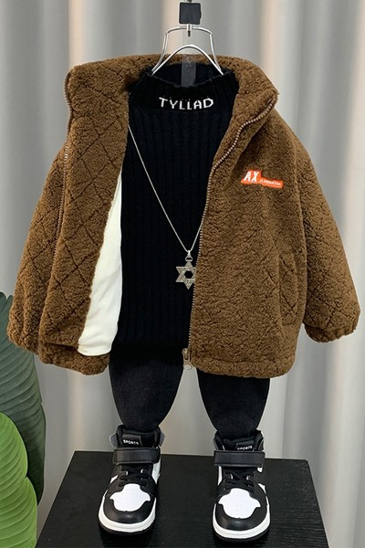 Vaikiška pūkinė striukė berniukui aukšta apykakle