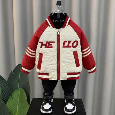 Rudeninė ir žieminė striukė berniukams su išsiuvinėtomis raidėmis ir kišene