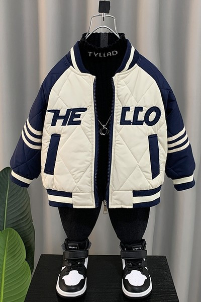 Rudeninė ir žieminė striukė berniukams su išsiuvinėtomis raidėmis ir kišene