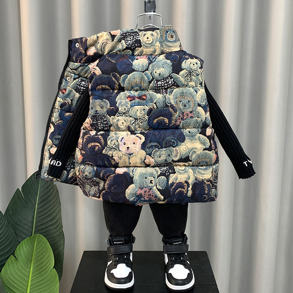 Tikandiga lastevest poistele