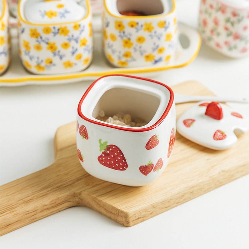 Japoniškas kūrybinis spausdinimas Keraminis prieskonių stiklainis Prieskonių dėžutė Viena virtuvės reikmenys Stiklainis MSG cukraus druskos indelis Atsineškite šaukštą