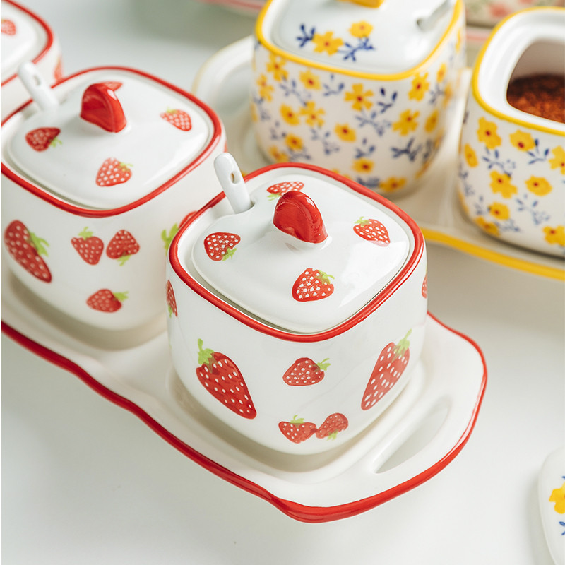 Japoniškas kūrybinis spausdinimas Keraminis prieskonių stiklainis Prieskonių dėžutė Viena virtuvės reikmenys Stiklainis MSG cukraus druskos indelis Atsineškite šaukštą