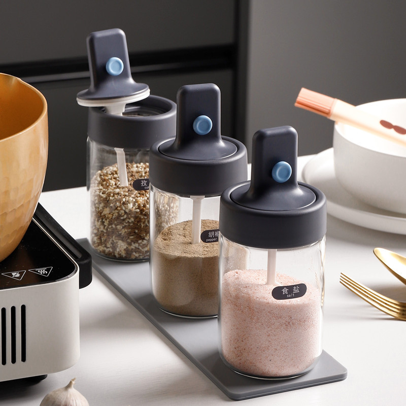 Prieskonių stiklainiai Reguliuojamas šaukšto dangtelis Prieskonių organizatorius Druskos ir pipirų plaktuvai Stiklinis indelis Virtuvės priedai Kanistrų rinkinys