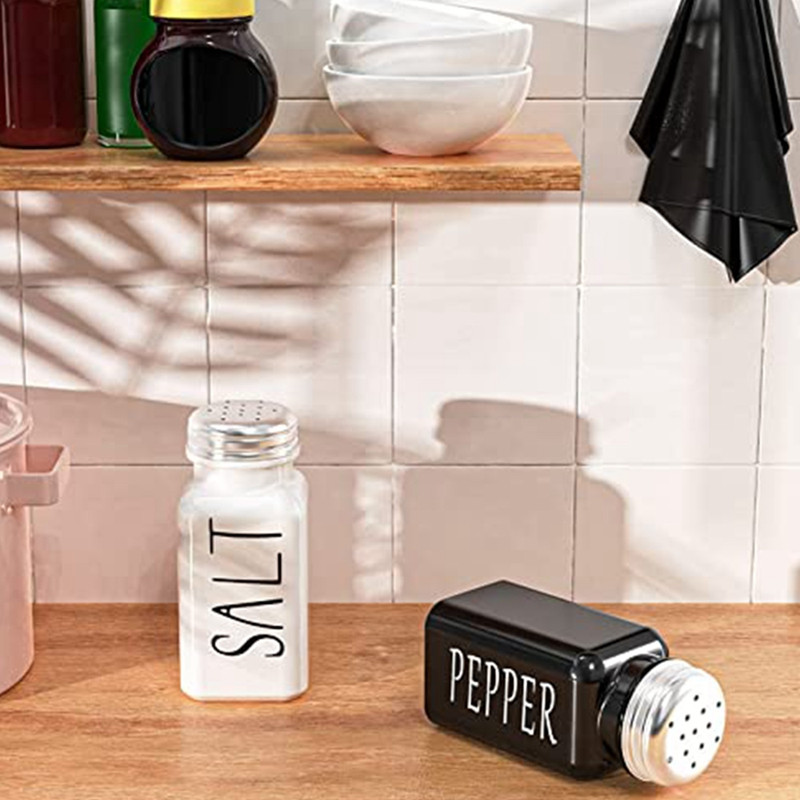 FORRÓ KIÁRUSÍTÁS 6 db-os só-bors fűszerkészlet, üveg sószóró, modern és aranyos parasztházi só-bors készlet