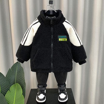 Vaikiška pūkinė striukė berniukui su logotipu