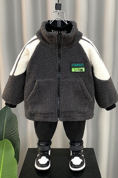 Vaikiška pūkinė striukė berniukui su logotipu