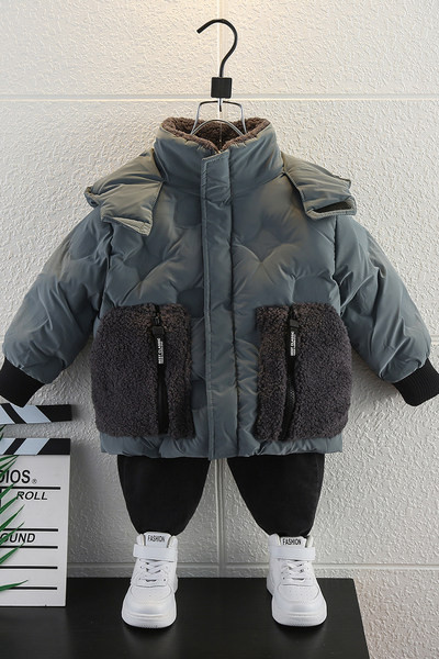 Geaca de iarna pentru baieti - cu gluga