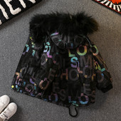 Dječja jakna za dječake - sa šarenim motivima