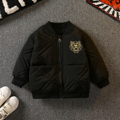 Rudens-žiemos striukė berniukams su siuvinėjimais