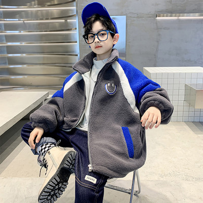 Geaca de pluș pentru băieți cu broderie și buzunar