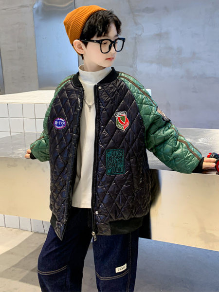 Rudeninis švarkas berniukams - su siuvinėjimu