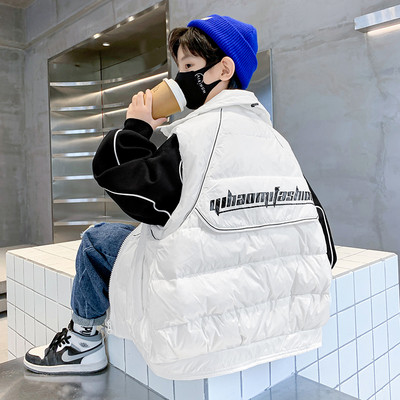 Őszi téli mellény fiúknak nyomattal a hátán