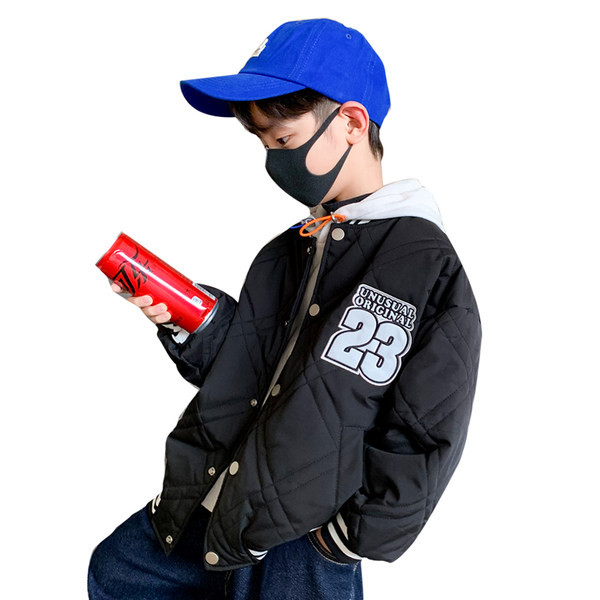 Laisvalaikio rudens striukė su siuvinėjimais