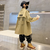 Jesenska jakna srednje dužine za dječake