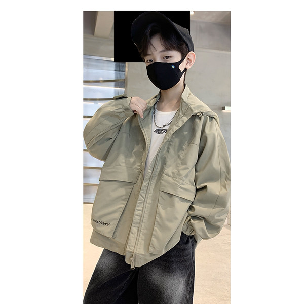 Jesenska jakna za dječake s kapuljačom