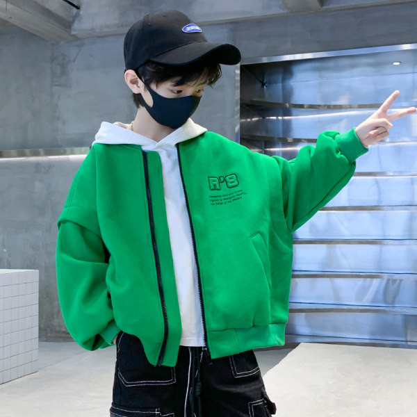 Sportska jakna za dječake s vezom