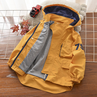 Proljetno-jesenska jakna za dječake - u dvije boje