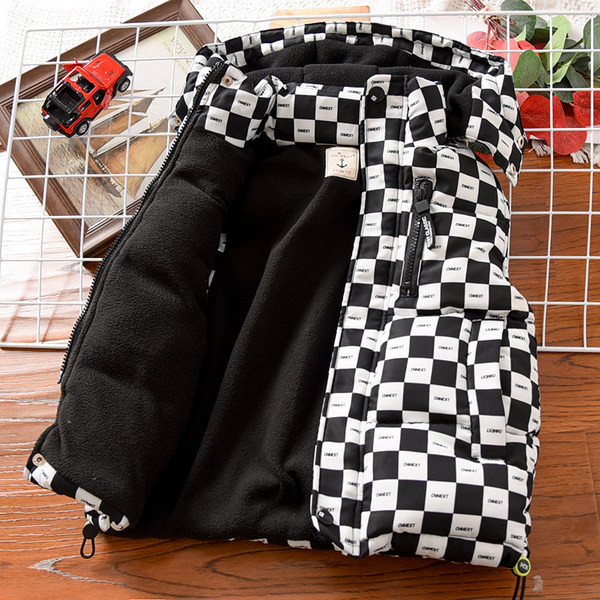 Dječja jakna za dječaka s kapuljačom