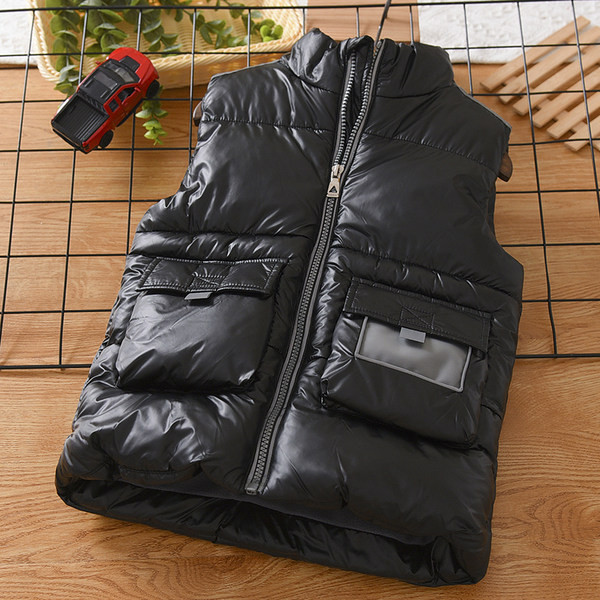 Dječji prsluk sa džepom u dvije boje