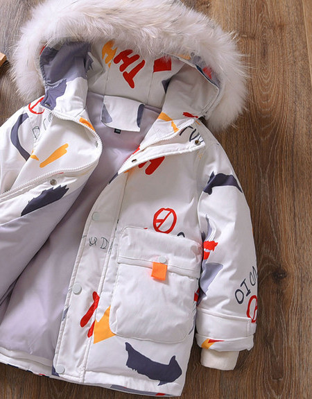 Dječja jakna s kapuljačom i puhom