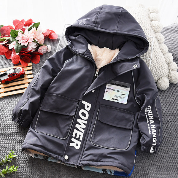 Geacă de iarnă căptușită pentru băieți cu glugă și inscripție model nou