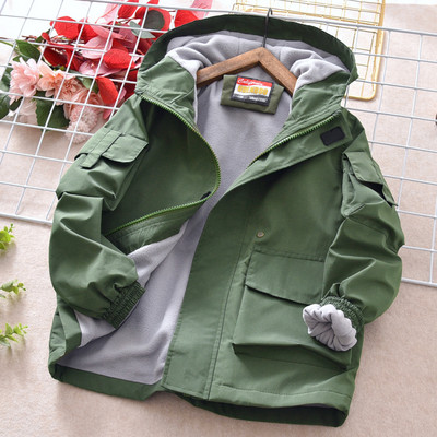 Proljetno-jesenska jakna s toplom postavom i kapuljačom za dječake