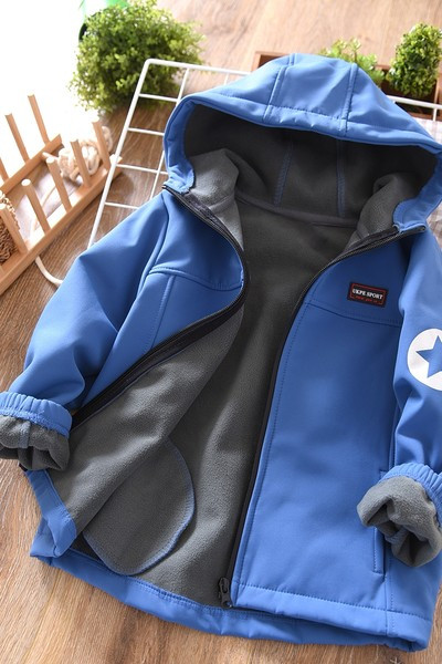 Vaikiška striukė su pamušalu ir gobtuvu