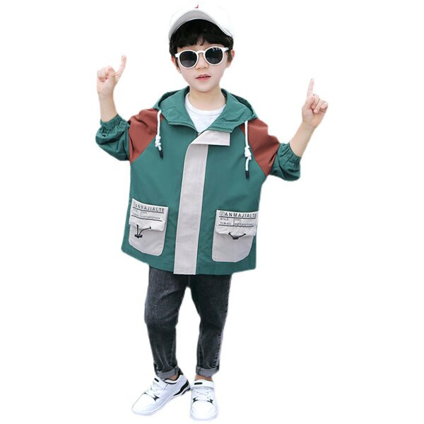 Gyermek kapucnis kabát fűzős