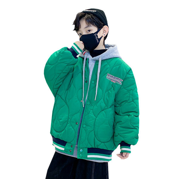 Hímzett mintával és kapucnival ellátott alkalmi kabát fiúknak