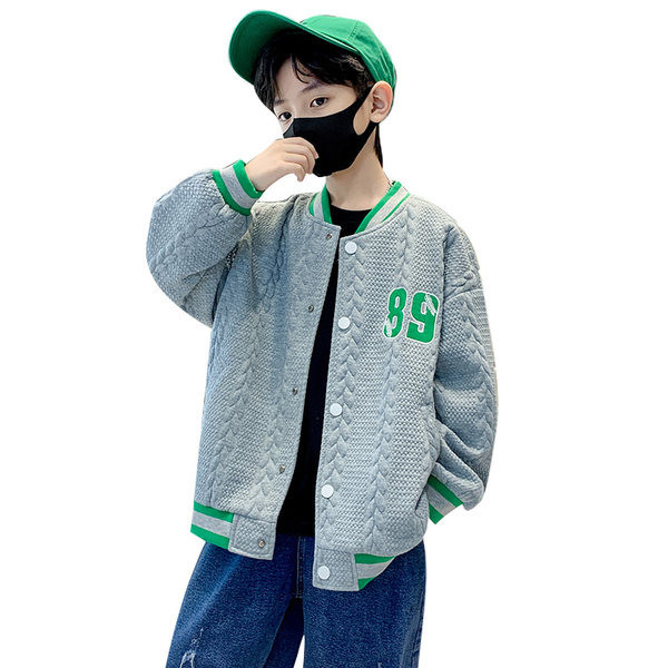 Rudeninė beisbolo striukė berniukams su išsiuvinėtomis raidėmis