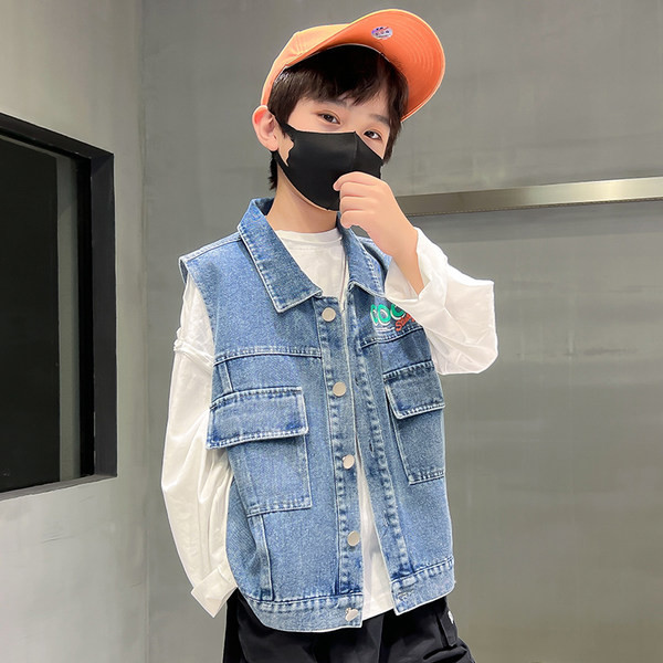 Vaikiška džinsinė liemenė su klasikine apykakle ir kišene