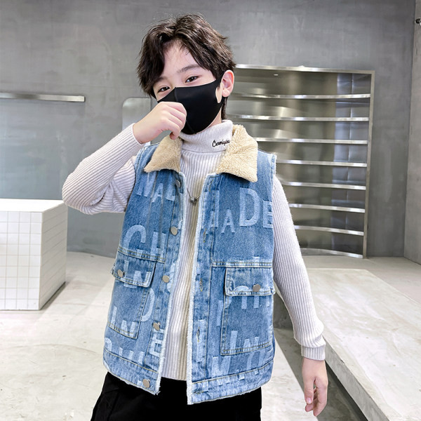 Vaikiška liemenė su klasikine apykakle ir pamušalu